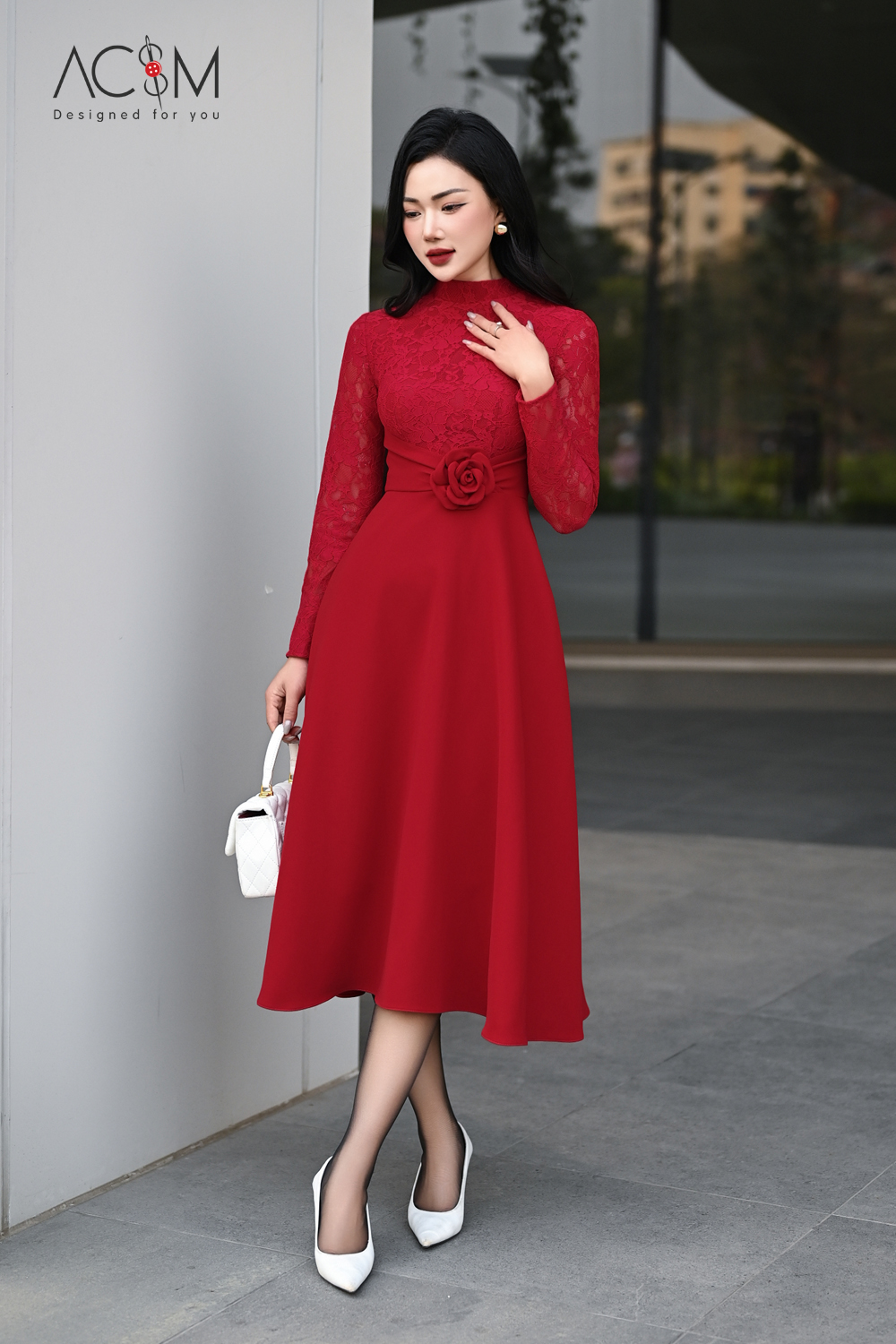 Đầm A xếp ly dài tay phối ren